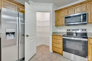 684 S 2150 W, Pleasant Grove, UT 84062 - Photo 7