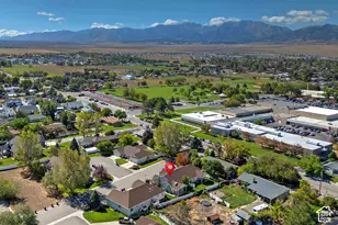 235 E Country Haven Ln, Grantsville, UT 84029 - Photo 5