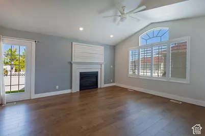 235 E Country Haven Ln #8, Grantsville, UT 84029 - Photo 9