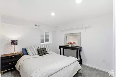 960 E Sagehill Dr, Holladay, UT 84124 - Photo 25