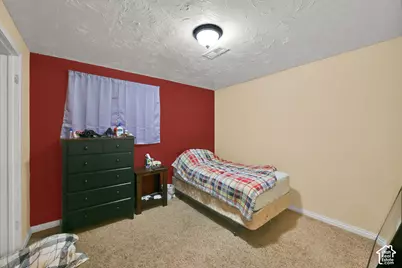 2261 W Ledgewood Dr, Taylorsville, UT 84129 - Photo 15