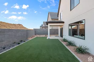 1601 S Sinawava Dr, Washington, UT 84780 - Photo 37