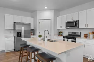 1601 S Sinawava Dr, Washington, UT 84780 - Photo 13