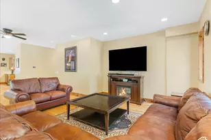 422 S Maryfield Dr, Salt Lake City, UT 84108 - Photo 11