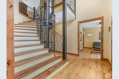 422 S Maryfield Dr, Salt Lake City, UT 84108 - Photo 3
