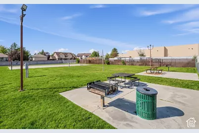 154 E 1460 S, Orem, UT 84058 - Photo 25