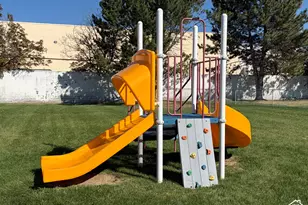 154 E 1460 S, Orem, UT 84058 - Photo 27