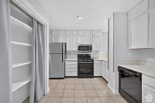 29 S State St E, Salt Lake City, UT 84111 - Photo 11