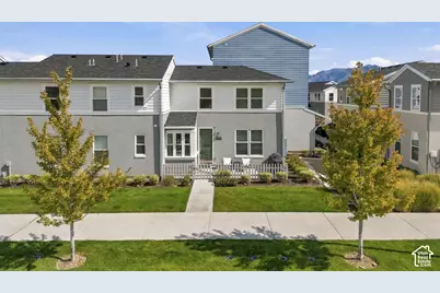 10499 S Liv Way, South Jordan, UT 84009 - Photo 5