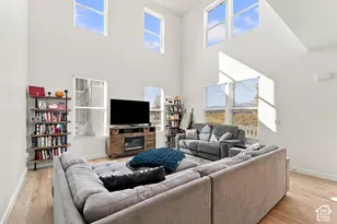 10499 S Liv Way, South Jordan, UT 84009 - Photo 11