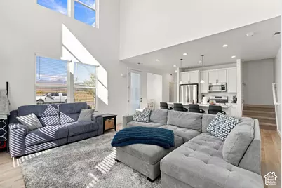 10499 S Liv Way, South Jordan, UT 84009 - Photo 13