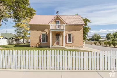 320 N Main, Aurora, UT 84620 - Photo 3