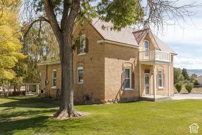 320 N Main, Aurora, UT 84620 - Photo 5