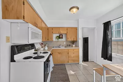 1380 E 23rd St S, Ogden, UT 84401 - Photo 9