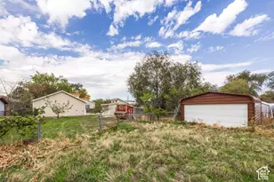 1073 S Navajo St W, Salt Lake City, UT 84104 - Photo 25
