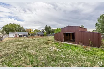 1073 S Navajo St W, Salt Lake City, UT 84104 - Photo 27