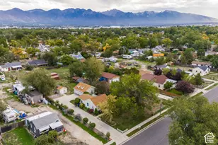 1073 S Navajo St W, Salt Lake City, UT 84104 - Photo 31