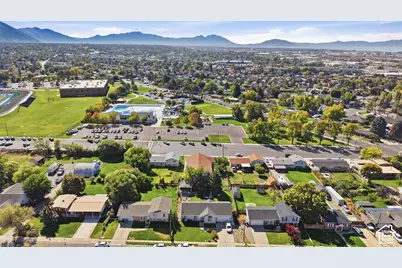 565 E 300 S, Pleasant Grove, UT 84062 - Photo 31