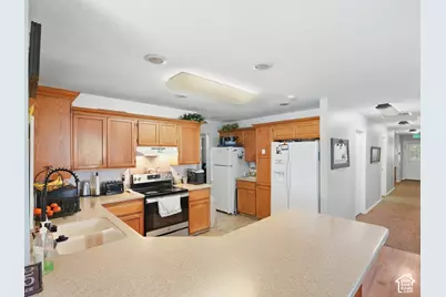 565 E 300 S, Pleasant Grove, UT 84062 - Photo 11