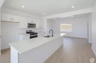 611 E Levengrove Dr, Lehi, UT 84048 - Photo 9