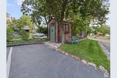 2275 E 6200 S, Holladay, UT 84121 - Photo 85