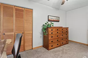 2275 E 6200 S, Holladay, UT 84121 - Photo 53