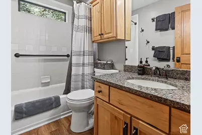 2275 E 6200 S, Holladay, UT 84121 - Photo 65