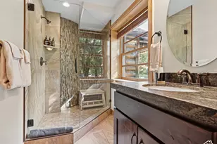 2275 E 6200 S, Holladay, UT 84121 - Photo 37