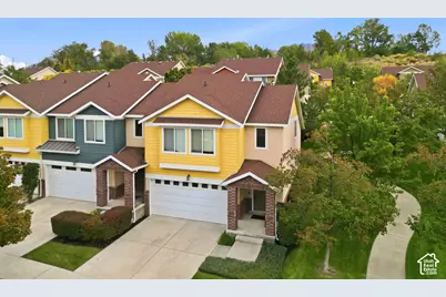 8985 S Heights Dr E, Sandy, UT 84094 - Photo 9