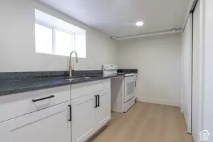 165 S 100 E, Kaysville, UT 84037 - Photo 19