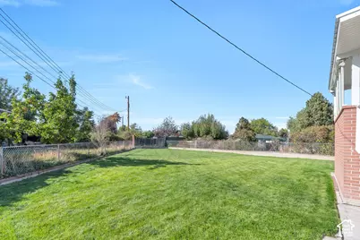 4310 S 1920 Rd W, Taylorsville, UT 84129 - Photo 31