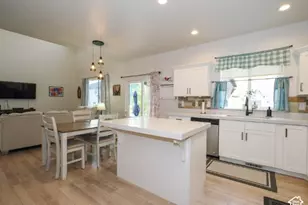 4448 E Harvest Crop Dr, Eagle Mountain, UT 84005 - Photo 9