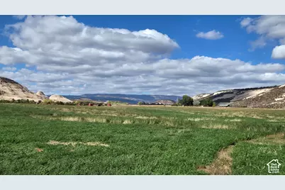 [Address not provided], Boulder, UT 84716 - Photo 3