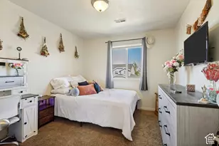 637 W Mulberry St N, Stansbury Park, UT 84074 - Photo 25