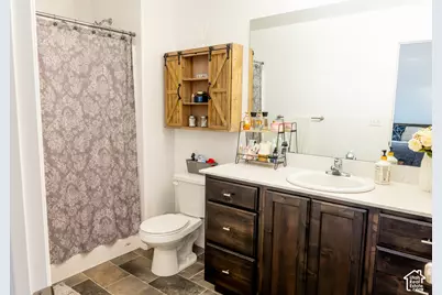 1666 W Foxberry Rd, Santaquin, UT 84655 - Photo 15