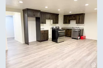1666 W Foxberry Rd, Santaquin, UT 84655 - Photo 17