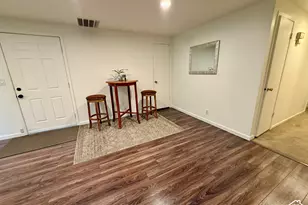 8120 S Cottonwood Hills Circle, Sandy, UT 84094 - Photo 13