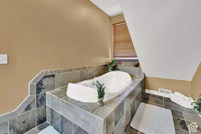 849 Saint Andrews Dr, Syracuse, UT 84075 - Photo 29