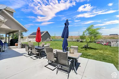849 Saint Andrews Dr, Syracuse, UT 84075 - Photo 43