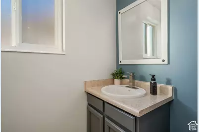 9750 S Indian Ridge Dr, Sandy, UT 84092 - Photo 23
