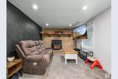 486 E 1000 S, Springville, UT 84663 - Photo 3