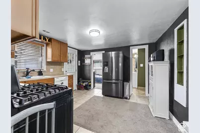 486 E 1000 S, Springville, UT 84663 - Photo 7