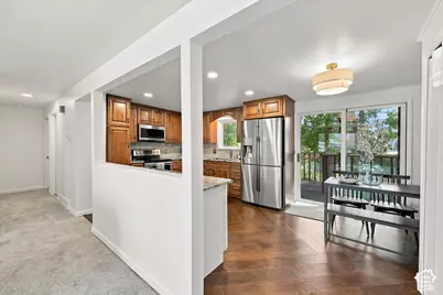 43 W Paula Cir S, Sandy, UT 84070 - Photo 9