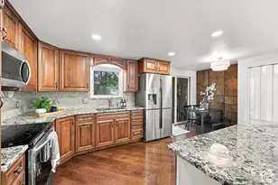 43 W Paula Cir S, Sandy, UT 84070 - Photo 13