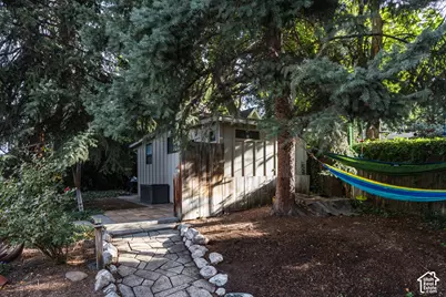 2775 E Loredell Dr, Holladay, UT 84117 - Photo 39