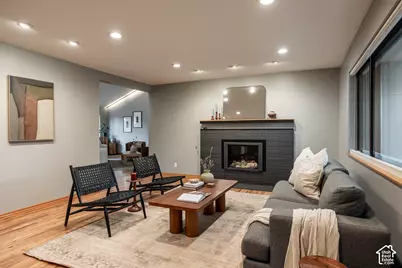2775 E Loredell Dr, Holladay, UT 84117 - Photo 3