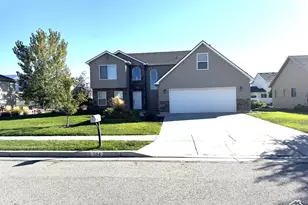 304 W 400 S, Hyde Park, UT 84318 - Photo 1