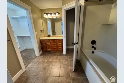 304 W 400 S, Hyde Park, UT 84318 - Photo 25