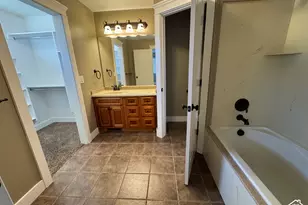 304 W 400 S, Hyde Park, UT 84318 - Photo 25