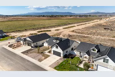 1137 N Yucca St, Cedar City, UT 84720 - Photo 51